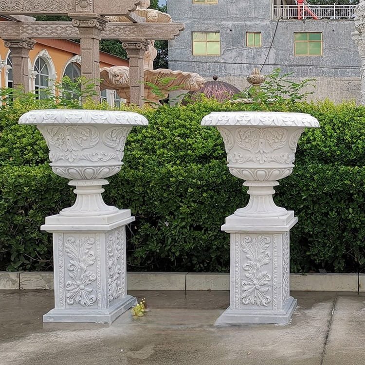 Fountains flower pot
