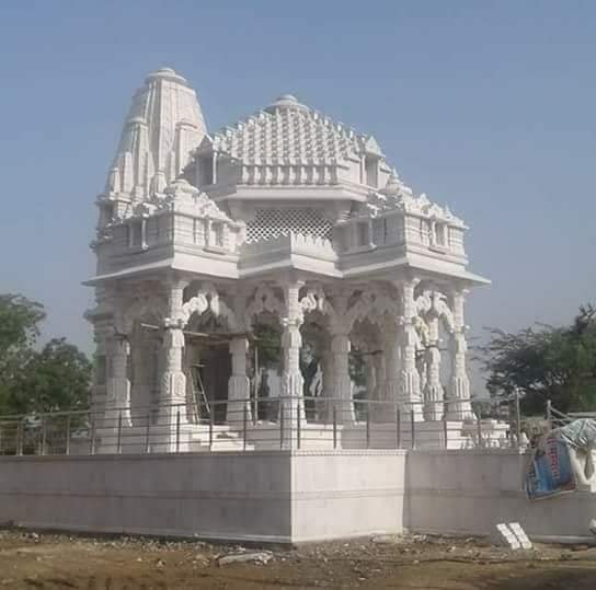 Medium size outdoor Temple
